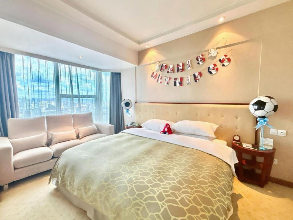 Nanchang Galactic Peace International Hotel Kültér fotó